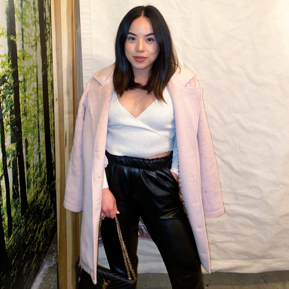 Meet your Posher, Kayla